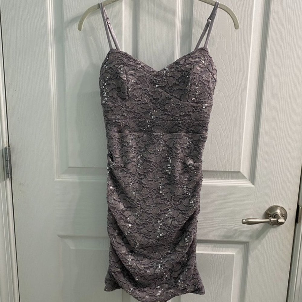 Love Reign Gray/Silver Sequins Bodycon Lace Formal Dress